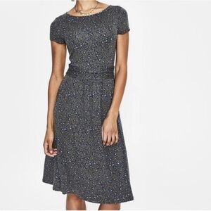 Boden Amelie Dress Leopard Print Stretch Jersey Green Blue Leopard Print Size 4P